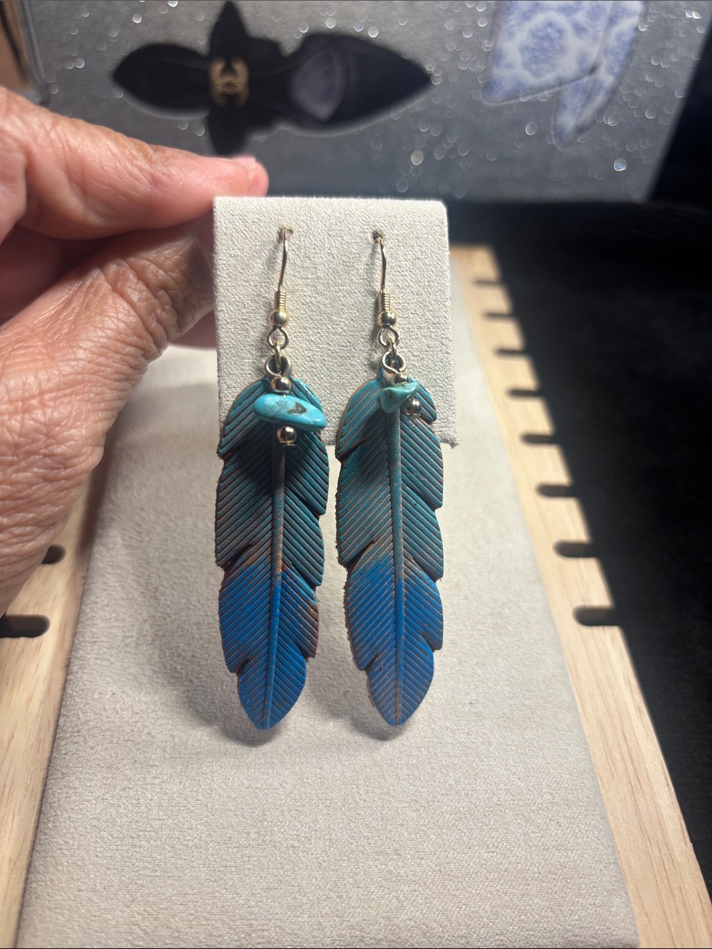 Boho leather Feather Drop Earrings - Turquoise Blue